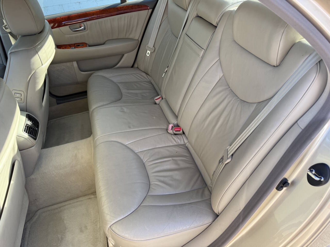 Used 2002 Lexus LS 430 RWD image 51