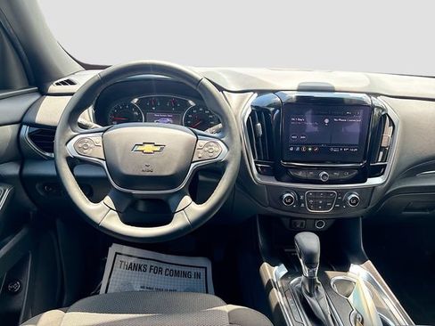 Used 2023 Chevrolet Traverse LT FWD image 22
