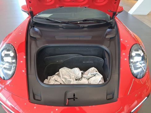 Used 2020 Porsche 911 Carrera image 26