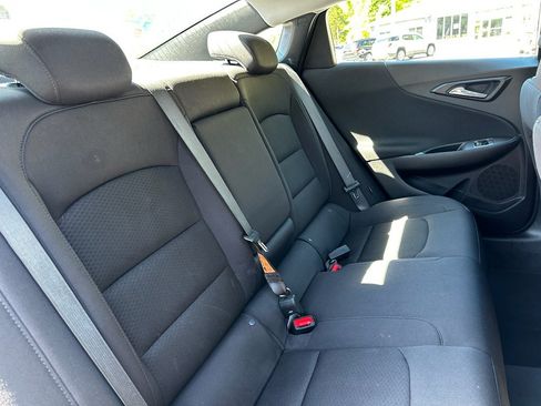 Used 2023 Chevrolet Malibu LT FWD image 28