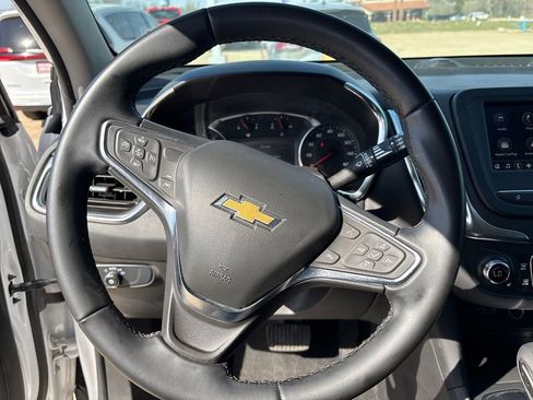 Used 2024 Chevrolet Equinox LT image 15
