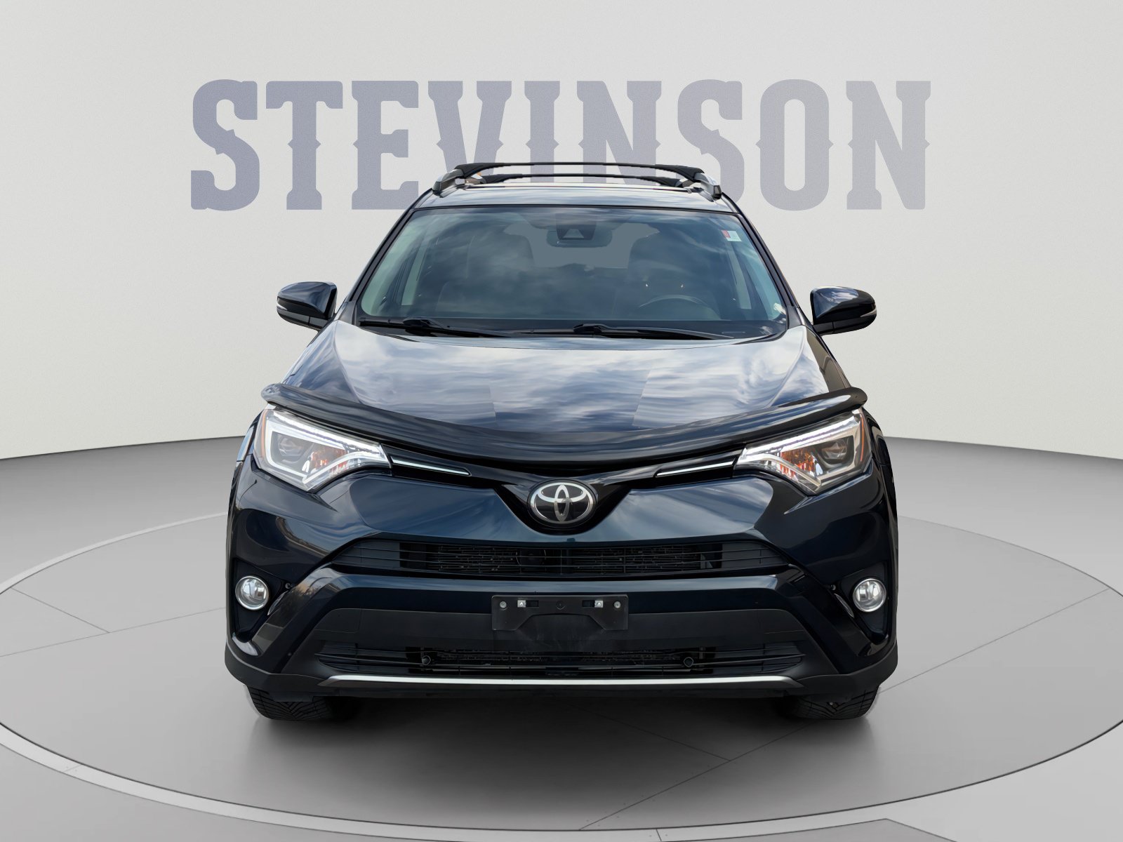 Used 2018 Toyota RAV4 Limited w/ All Weather Liner Package AWD/4WD image 8