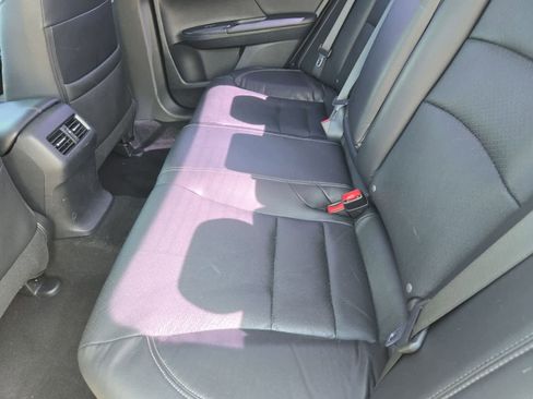 Used 2017 Honda Accord EX-L image 18