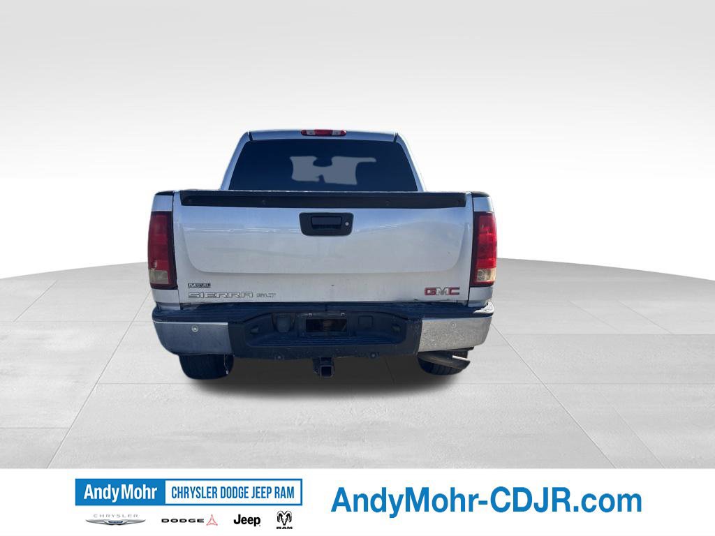 Used 2010 GMC Sierra 1500 SLT w/ SLT Convenience Package AWD/4WD image 4