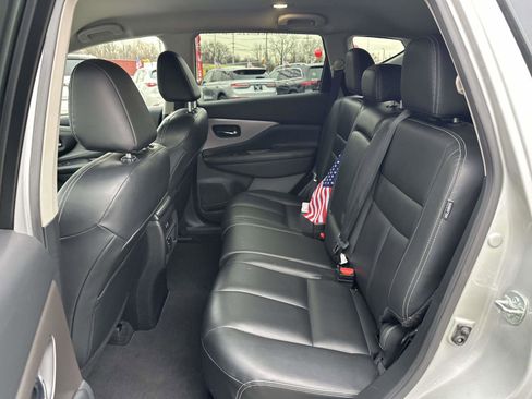 Used 2023 Nissan Murano SV image 13