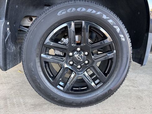 Used 2022 Chevrolet Silverado 1500 RST w/ LPO, Blackout Package image 34