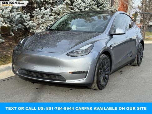 Used 2024 Tesla Model Y Long Range image 3