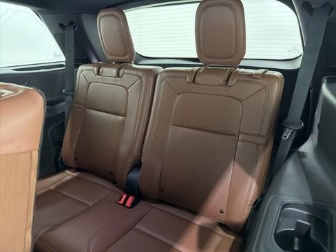 Used 2020 Lincoln Aviator Reserve w/ Equipment Group 201A AWD/4WD image 18