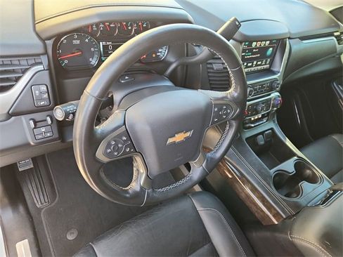 Used 2019 Chevrolet Tahoe LT w/ LT Signature Package image 10