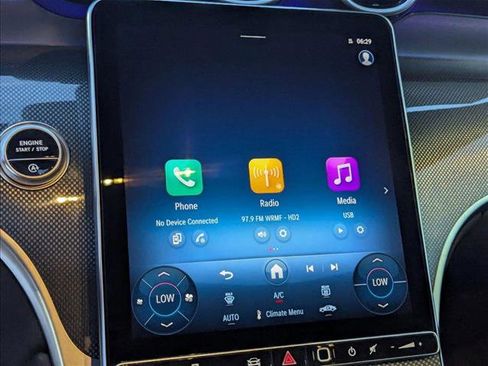 New 2025 Mercedes-Benz GLC 300 image 11