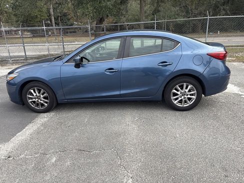 Used 2017 MAZDA MAZDA3 Sport w/ Preferred Equipment Package image 7
