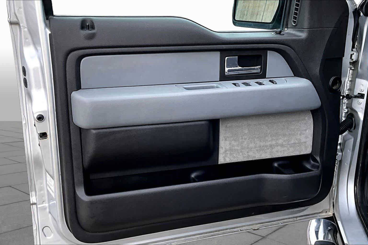 Used 2013 Ford F150 STX w/ Mid Equipment Group RWD image 23