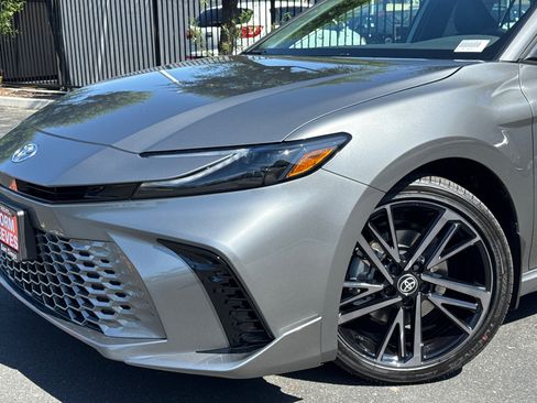 New 2026 Toyota Camry XSE FWD image 3