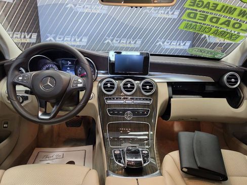 Used 2015 Mercedes-Benz C 300 4MATIC Sedan image 17