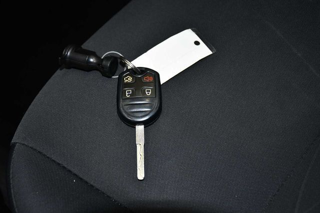 Used 2018 Ford Fiesta SE FWD image 25