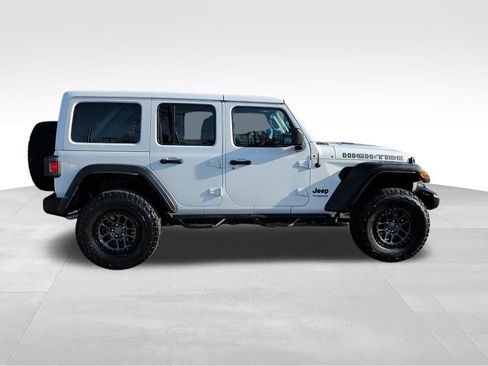 Used 2022 Jeep Wrangler Unlimited Sport image 8