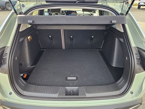 New 2026 Chevrolet Trax ACTIV w/ Sunroof Package image 23
