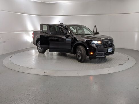 New 2025 Ford Maverick XLT w/ XLT Luxury Package image 7