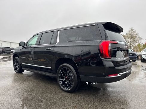 New 2026 GMC Yukon XL Elevation image 3
