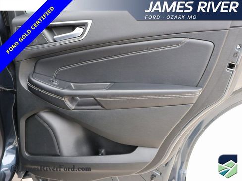 Certified 2022 Ford Edge Titanium image 11
