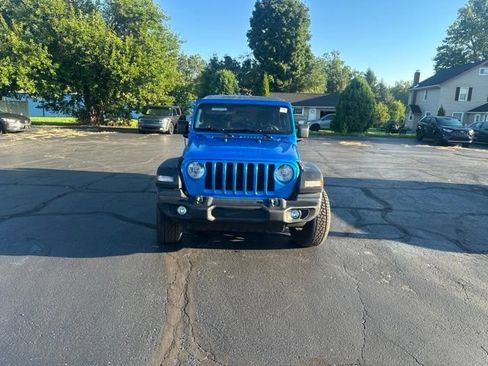 Used 2021 Jeep Wrangler Unlimited Sport AWD/4WD image 2