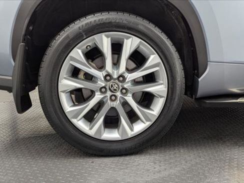 Used 2020 Toyota Highlander Limited image 31