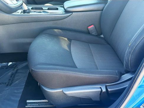 Used 2023 Nissan Sentra SV FWD image 18