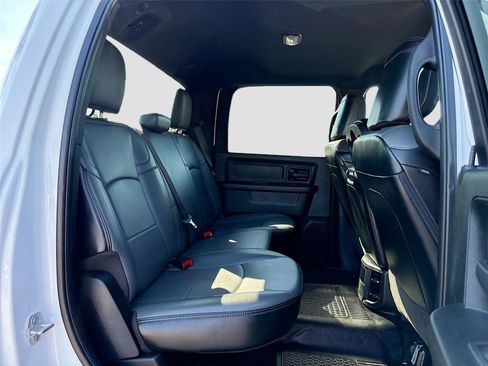 Used 2024 RAM 2500 Tradesman w/ Chrome Appearance Group image 26