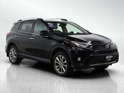 Used 2016 Toyota RAV4 Limited image 7
