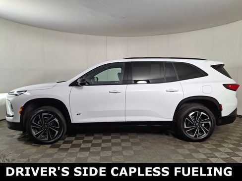 Used 2025 Buick Enclave Sport Touring w/ Trailering Package, 5000 lbs. image 2