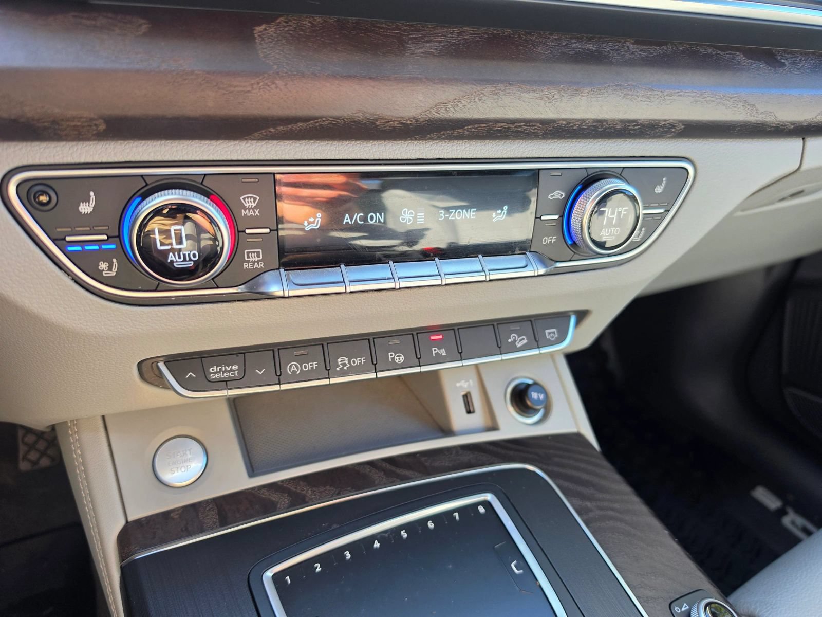 Used 2019 Audi Q5 Prestige w/ Prestige Package AWD/4WD image 16