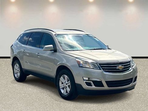 Used 2014 Chevrolet Traverse LT FWD image 3