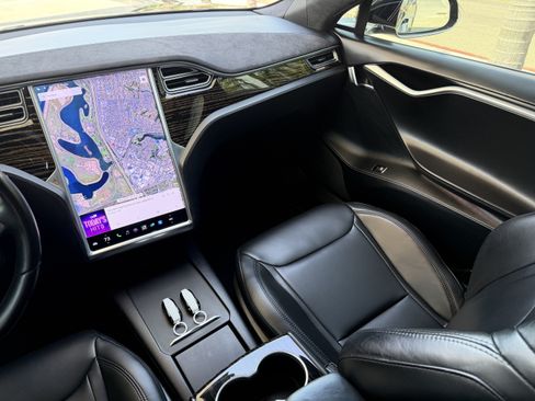 Used 2016 Tesla Model S 75D AWD/4WD image 10