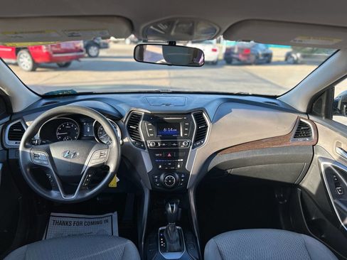 Used 2017 Hyundai Santa Fe Sport image 34