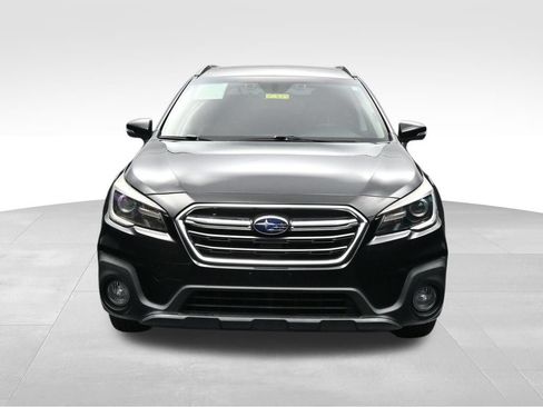 Used 2018 Subaru Outback 2.5i Touring AWD/4WD image 8