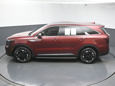 Used 2025 Kia Sorento S AWD/4WD image 46