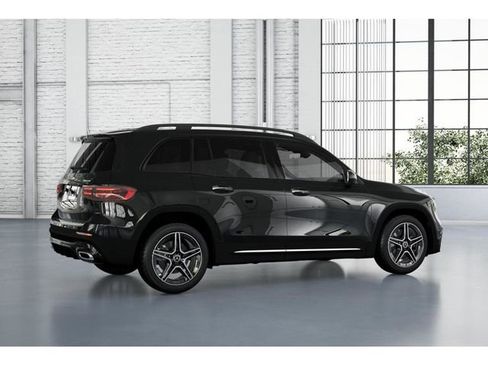 New 2026 Mercedes-Benz GLB 250 4MATIC image 19