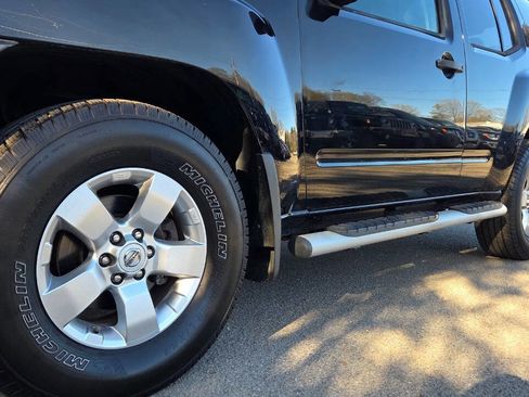 Used 2010 Nissan Xterra S AWD/4WD image 6