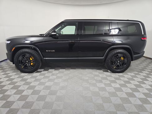 Used 2024 Rivian R1S Adventure AWD/4WD image 2