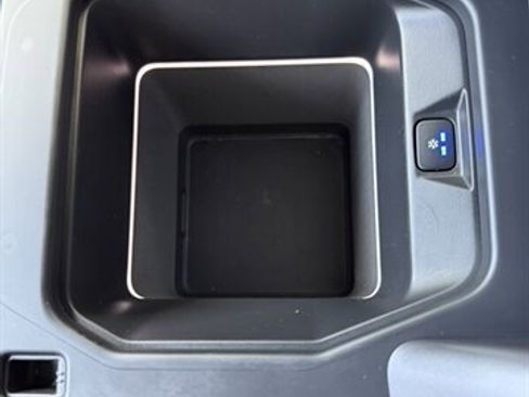 Used 2021 Land Rover Defender 110 X-Dynamic HSE image 44