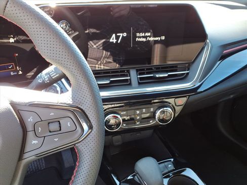 New 2026 Chevrolet Trax RS w/ Driver Confidence Package image 17