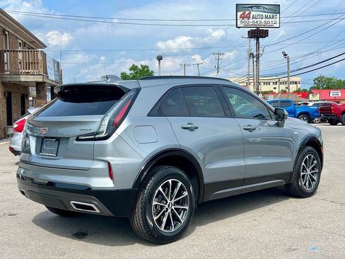 Used 2024 Cadillac XT4 Sport FWD image 3