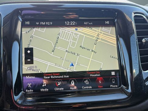 Used 2018 Jeep Compass Limited w/ Navigation Group image 27