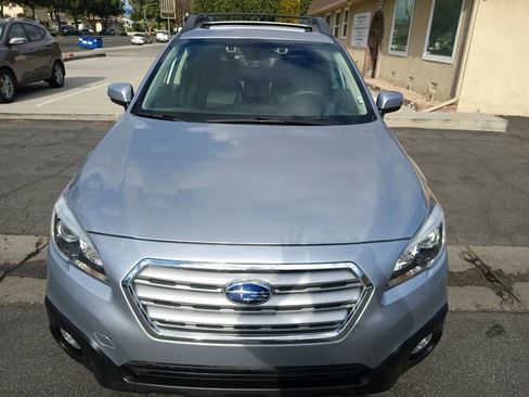 Used 2017 Subaru Outback 2.5i Limited image 10