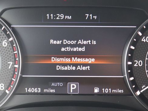 Used 2024 Nissan Armada SL image 26