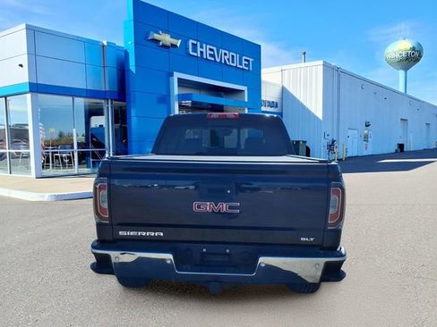 Used 2018 GMC Sierra 1500 SLT image 4