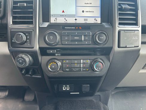 Used 2017 Ford F150 XLT w/ Equipment Group 302A Luxury AWD/4WD image 20
