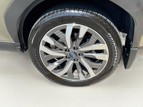 Used 2025 Subaru Forester Touring AWD/4WD image 27