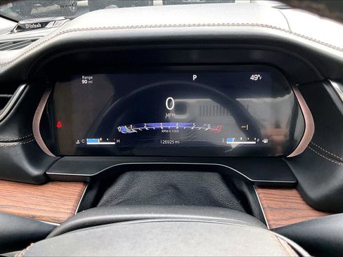 Used 2022 Jeep Grand Cherokee L Summit w/ Advanced Protech Group IV image 21