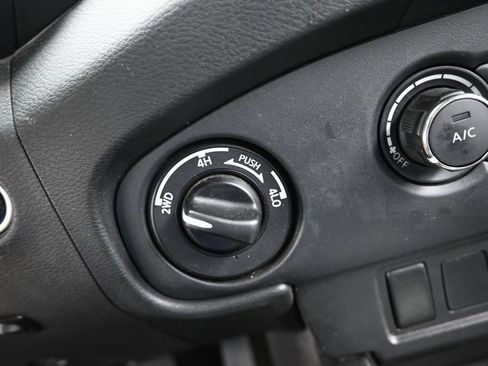 Used 2024 Nissan Frontier S AWD/4WD image 20